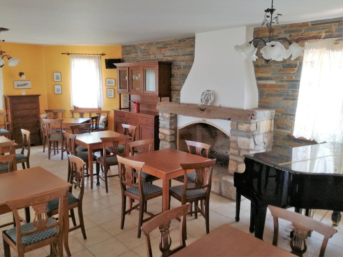 Hotel Filosxenia Roxani Country House Marónia Exteriér fotografie