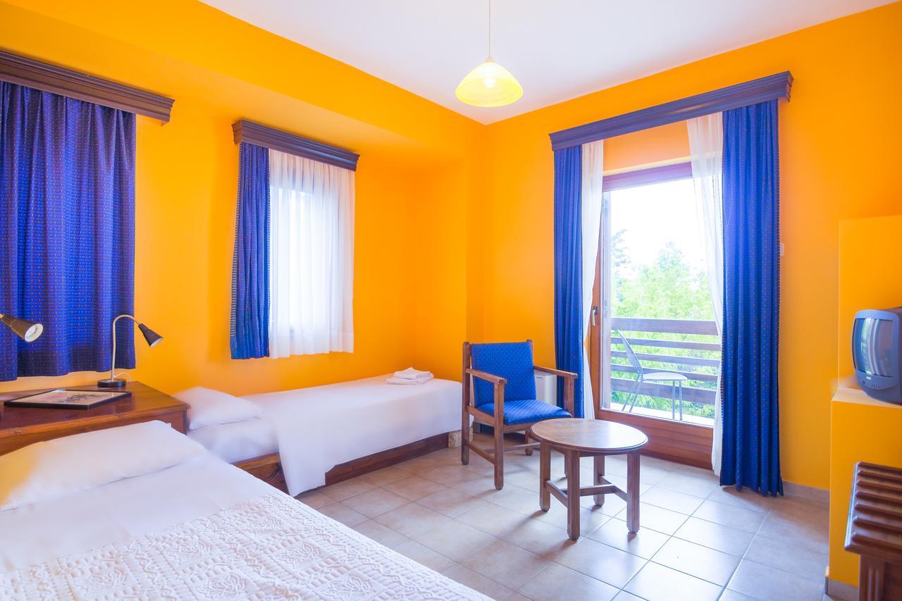 Hotel Filosxenia Roxani Country House Marónia Exteriér fotografie